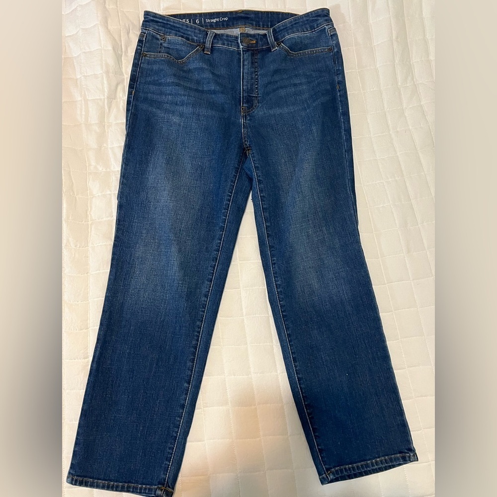 Women’s Talbots Flawless Straight Crop Denim Jeans. Size 6